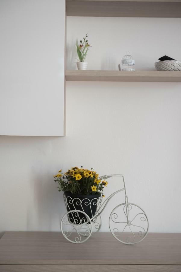 Villa Rosa Luxury Apartment 몬델로 외부 사진